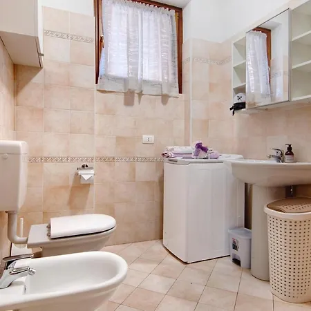 Madonnina Terrace E Garden Appartement *